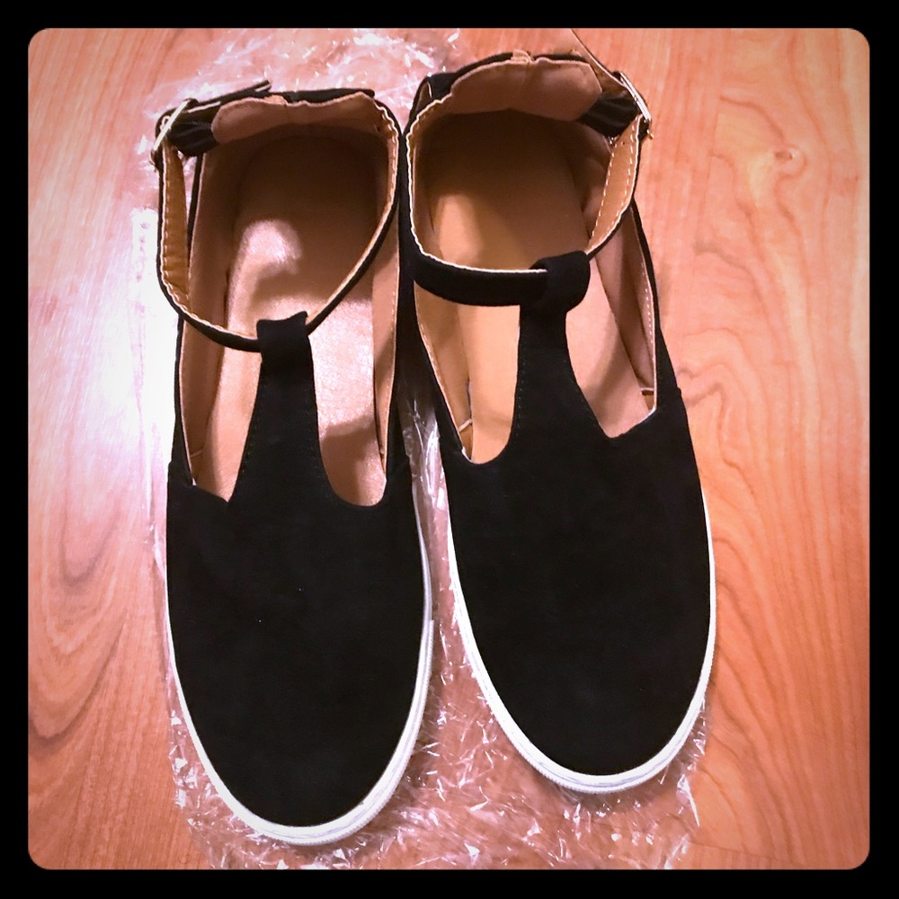 Black suede casual ankle strap shoes